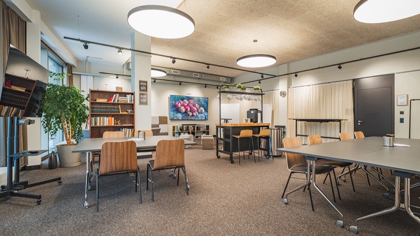 The Think Big workshop room at Westhive Zurich Hardturm